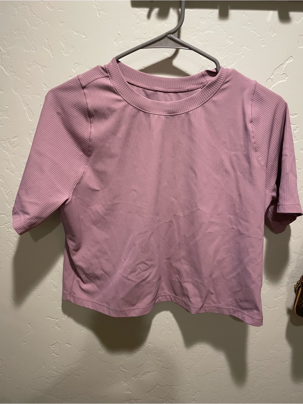 Nike Women’s Ribbed Crop Top - Mauve Pink